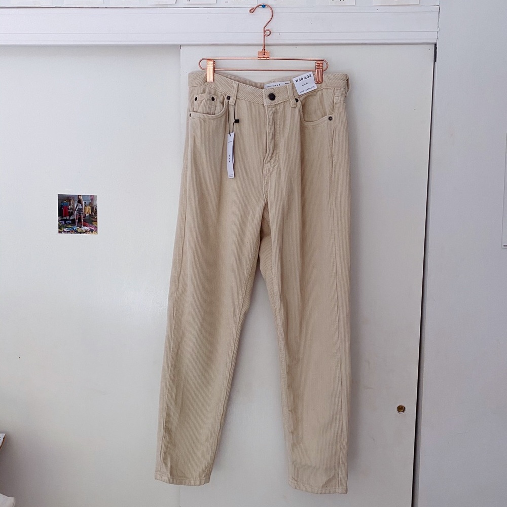 NWT ✨TOPSHOP mom jeans✨ - Picture 2 of 4